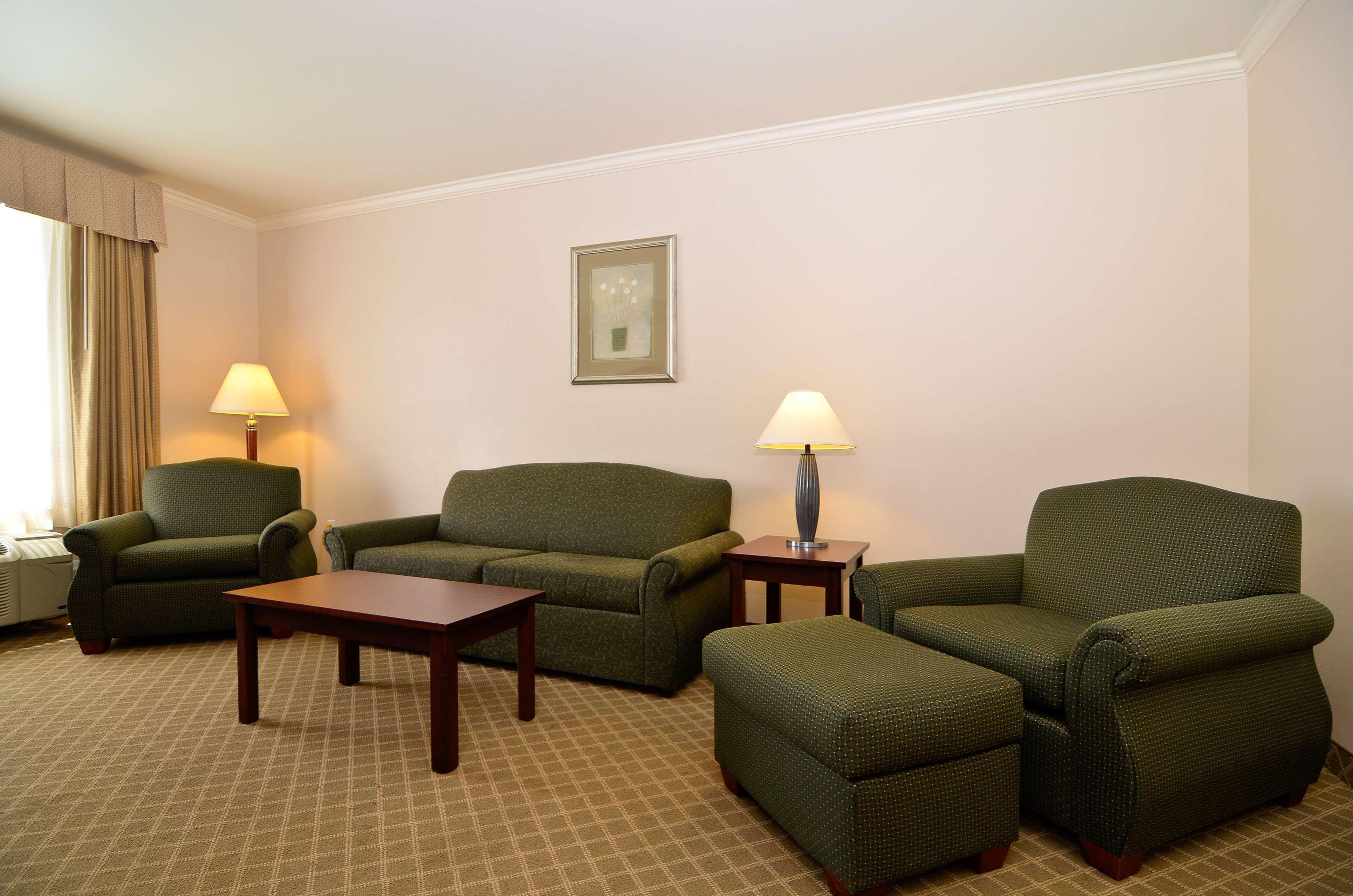 Best Western Plus Country Park Hotel Техачапи Интериор снимка