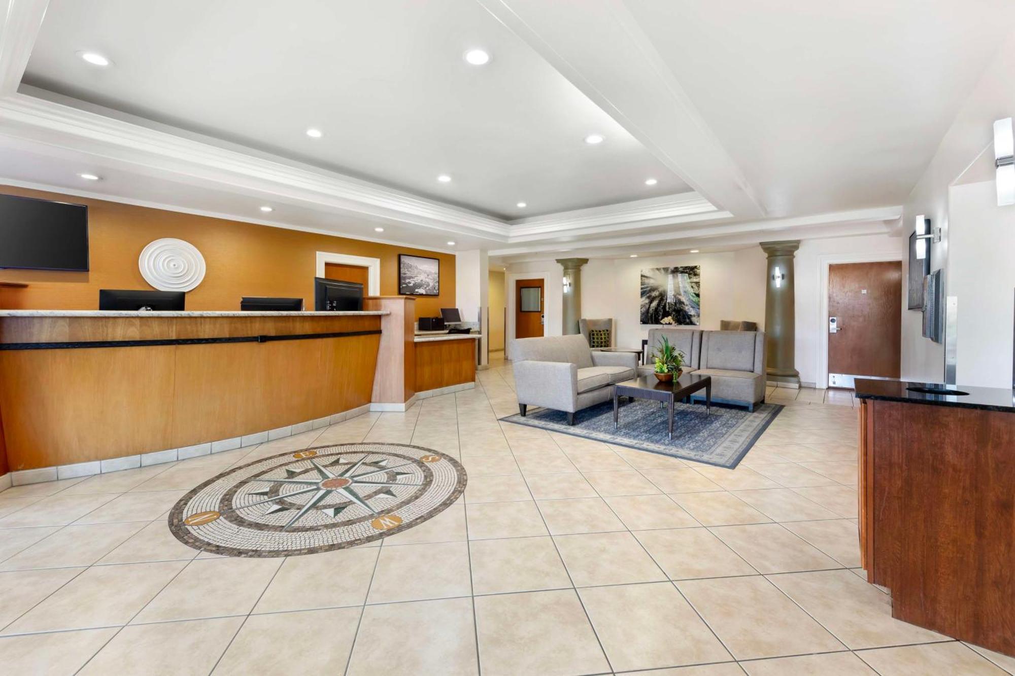 Best Western Plus Country Park Hotel Техачапи Екстериор снимка